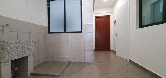 2 Bed Apartment with En Suite in Lavington image 7