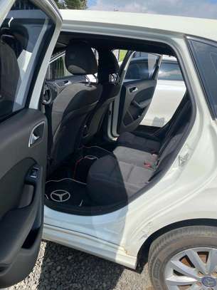 Mercedes-Benz image 1