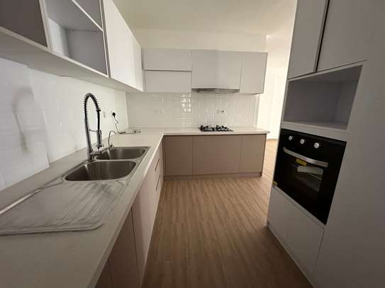 3 Bed Apartment with En Suite in Kileleshwa image 19