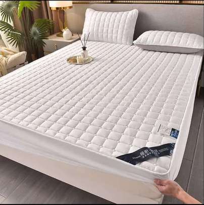 Quilted waterproof matress image 2