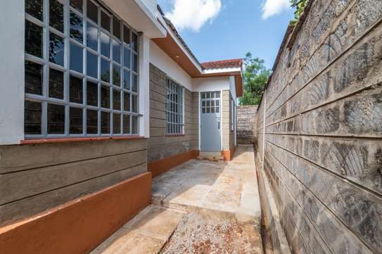 3 Bed House with En Suite in Juja image 2