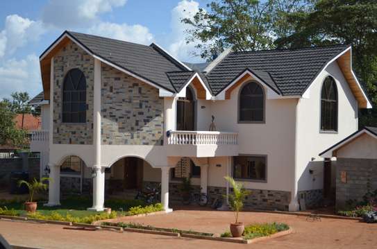 5 Bed Townhouse with En Suite at Lower Kabete image 1