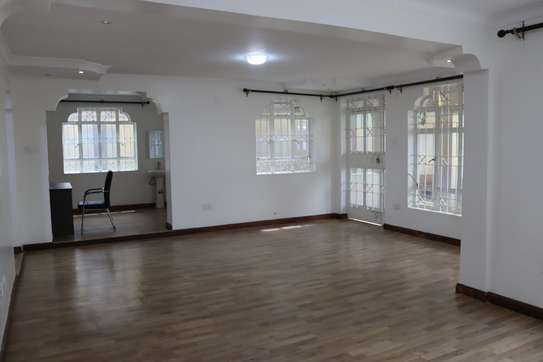 MEMBLEY ESTATE  -PRECIOUS COURT image 3