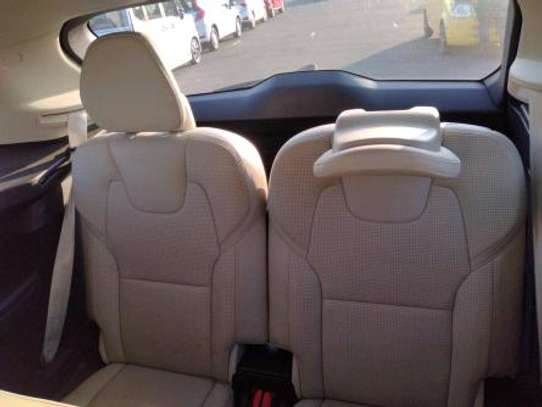 2018 Volvo XC90 t5 image 8