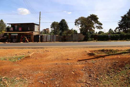 Prime 1/2 acre Commercial land in Thogoto image 1
