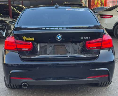 BMW 318i image 3