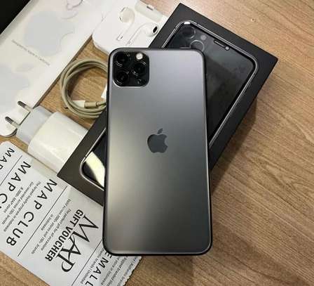 Apple Iphone 11 pro max 256gb black image 2
