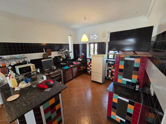 4 Bed House with En Suite at Mtwapa image 6