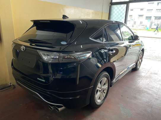 Toyota Harrier with only 39k km image 3