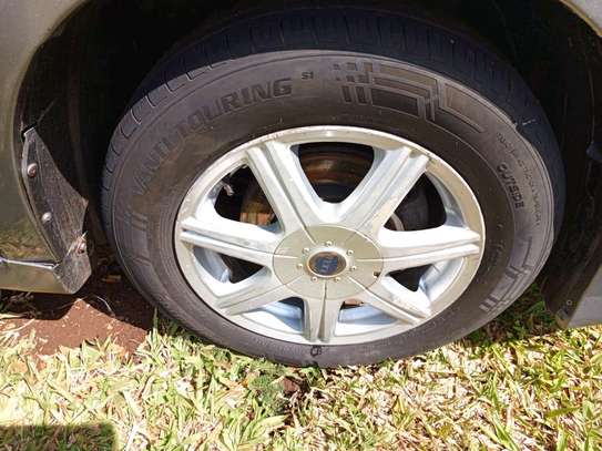 Nissan Wingroad image 5