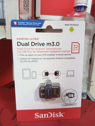 Sandisk Dual-drive M3.0 32gb OTG image 3