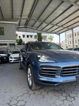 Porsche cayenne Blue 2018 image 4