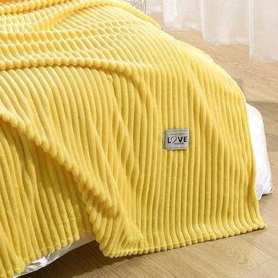 Quality heavy fleece blankets size 6*6 image 5
