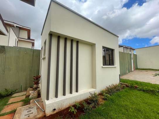 4 Bed Villa with En Suite at Mombasa Road image 5