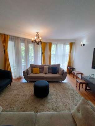 3 Bed Apartment with En Suite in Riverside image 2