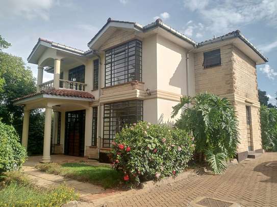 4 Bed Townhouse with En Suite in Rosslyn image 23