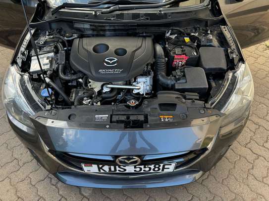 MAZDA DEMIO image 11