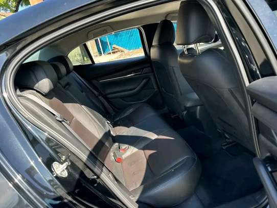 Mazda 3 black image 7