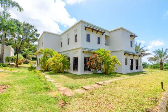 4 Bed House with Swimming Pool in Vipingo image 12