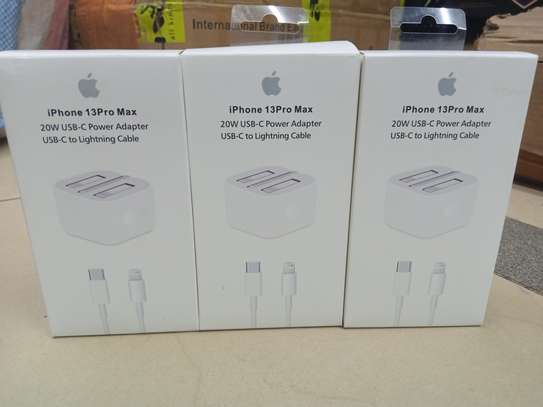 iPhone power adapter 20w type c image 2