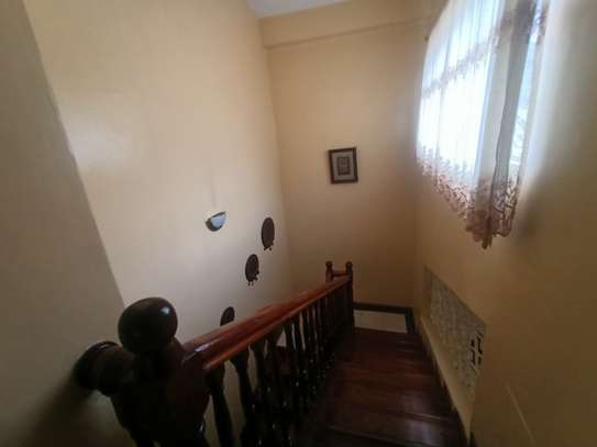 4 Bed Villa with En Suite at Lavington image 14