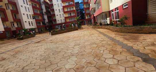 3 Bed Apartment with En Suite in Kilimani image 20