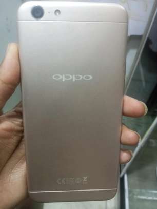 Oppo A57, image 2
