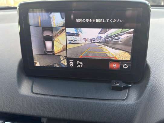 Mazda demio image 11