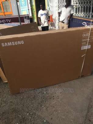 Samsung 75 inch 75Q60 QLED Smart 4k UHD Tv -new image 1
