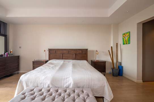 4 Bed Apartment with En Suite in Westlands Area image 4
