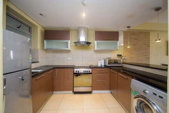 Serviced 2 Bed Apartment with En Suite at Ojijo Road image 2