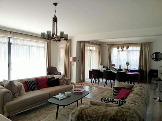 4 Bed Villa with En Suite in Runda image 45