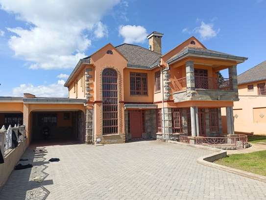 4 Bed Townhouse with En Suite at Mabrouke image 11
