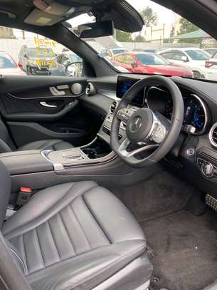 2019 Mercedes Benz GLC300 image 8