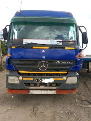 Actros Mp1 2544 image 1