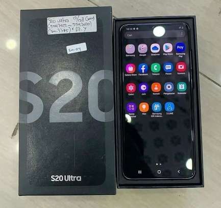 Samsung s20 ultra boxed image 1