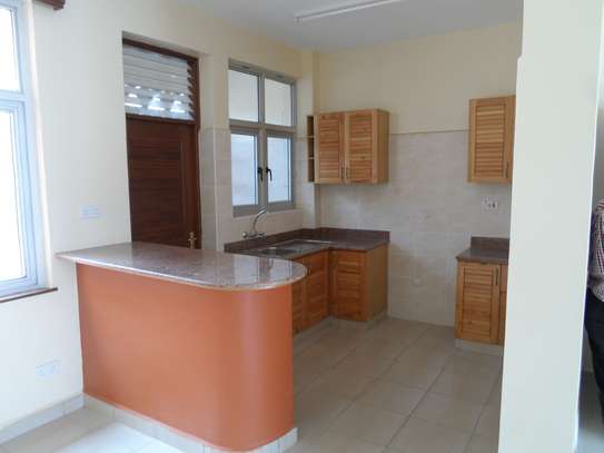 2 Bed Apartment with En Suite in Mtwapa image 8