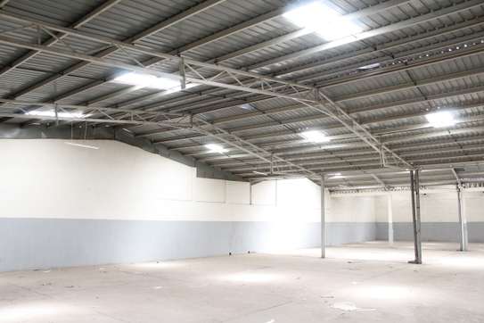 12,000sqft Commercial property to Rent image 3