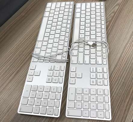 Aluminum Apple  A1243 USB Keyboard with Numeric Keypad image 1