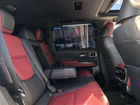 Toyota prado GR sport 2021 image 5