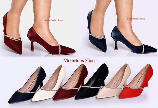 Ladies classy shoes image 5