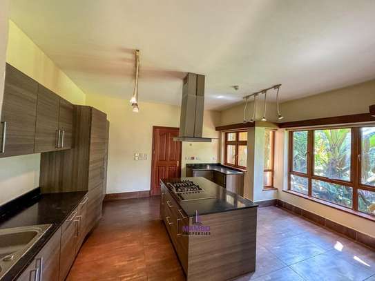 4 Bed Villa with En Suite at Kitisuru image 25