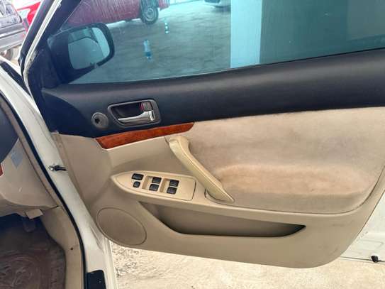 Toyota premio 1500cc image 37