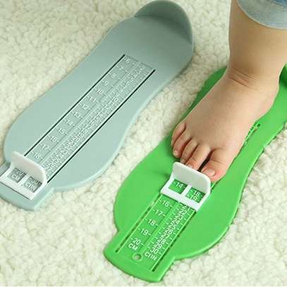 Hot Kids Foot Measure Ruler Plastic Baby Shoes Size Foot Length Tracking Gauge Tool Subscript Protractor Scale Calculator image 2