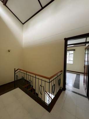 4 Bed House with En Suite at Shanzu Road image 27