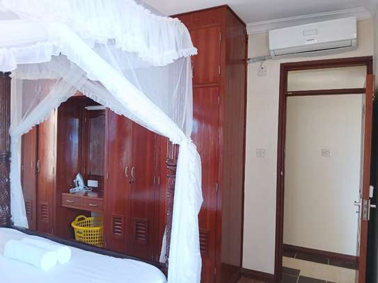 Serviced 1 Bed Apartment with En Suite in Nyali Area image 15