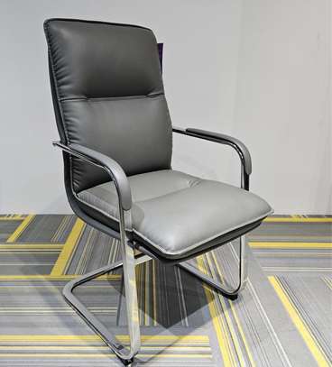 Office Chair: Executive Design Visitor Office Chair image 5