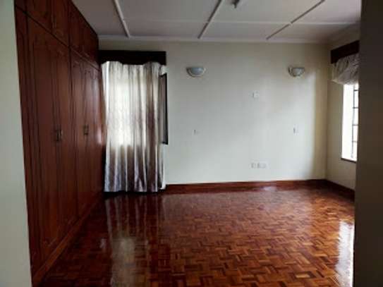 4 bedroom townhouse for rent in Lavington image 6