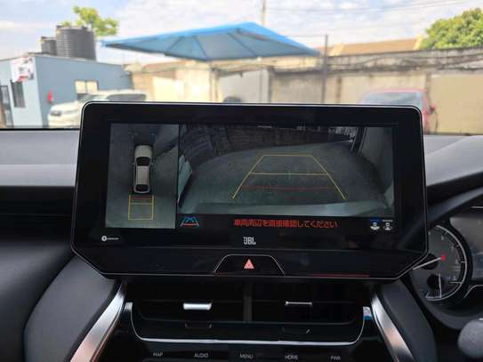 TOYOTA HARRIER 2020 MODEL image 9