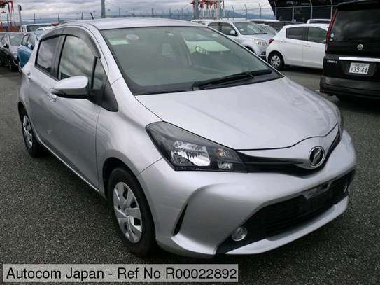 Toyota vitz 1300cc (coast motors) image 2